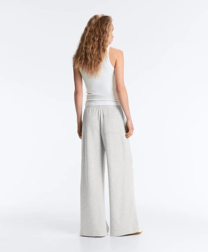 Top aus Modal-Mischgewebe mit Rippmuster Top aus Modal-Mischgewebe mit Rippmuster