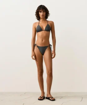Bikini-Slip mit mittlerer Bedeckung und Bindebändern aus Jacquard mit Washed-Effekt