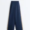 Twill-Hose mit geradem Bein und Seitenband Twill-Hose mit geradem Bein und Seitenband