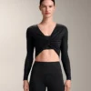 Vielseitig tragbares, langärmeliges Lyocell-Mischung-T-Shirt mit Knoten Vielseitig tragbares, langärmeliges Lyocell-Mischung-T-Shirt mit Knoten