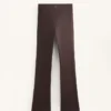 Warme Flare-Hose mit hoher Leibhöhe und Taschen Warme Flare-Hose mit hoher Leibhöhe und Taschen