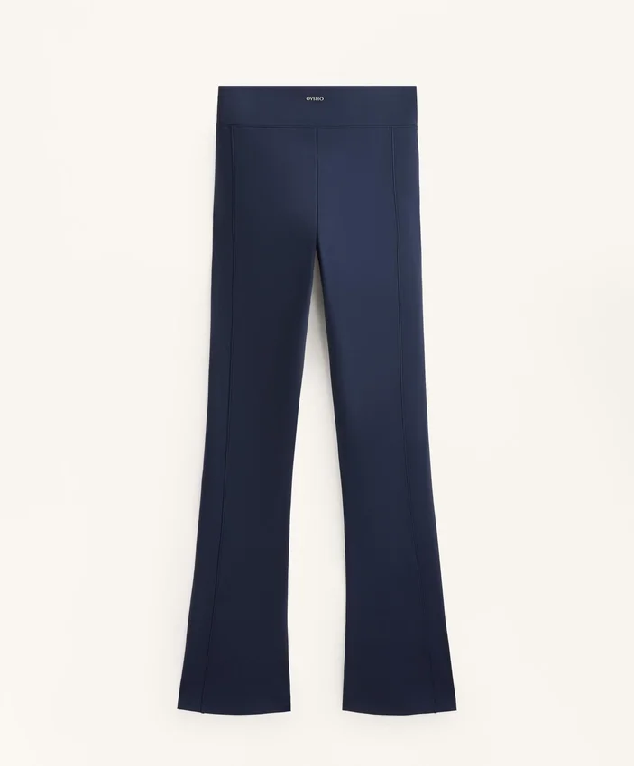 Warme Flare-Hose mit hoher Leibhöhe und Taschen Warme Flare-Hose mit hoher Leibhöhe und Taschen