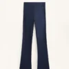 Warme Flare-Hose mit hoher Leibhöhe und Taschen Warme Flare-Hose mit hoher Leibhöhe und Taschen