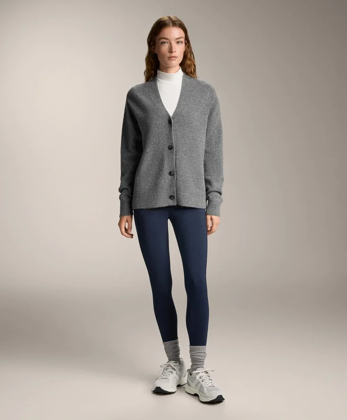 Warme, hoch geschnittene, knöchellange Leggings mit Taschen, 70 cm Warme, hoch geschnittene, knöchellange Leggings mit Taschen, 70 cm
