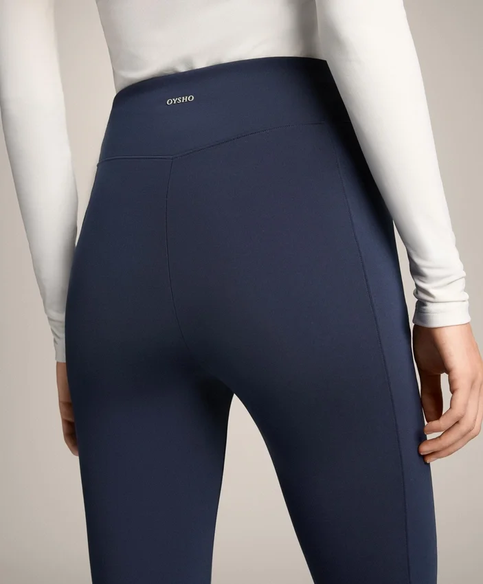 Warme, hoch geschnittene, knöchellange Leggings mit Taschen, 70 cm Warme, hoch geschnittene, knöchellange Leggings mit Taschen, 70 cm
