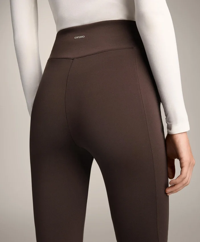 Warme, hoch geschnittene, knöchellange Leggings mit Taschen, 70 cm Warme, hoch geschnittene, knöchellange Leggings mit Taschen, 70 cm