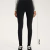 Warme, hoch geschnittene, knöchellange Leggings mit Taschen, 70 cm Warme, hoch geschnittene, knöchellange Leggings mit Taschen, 70 cm