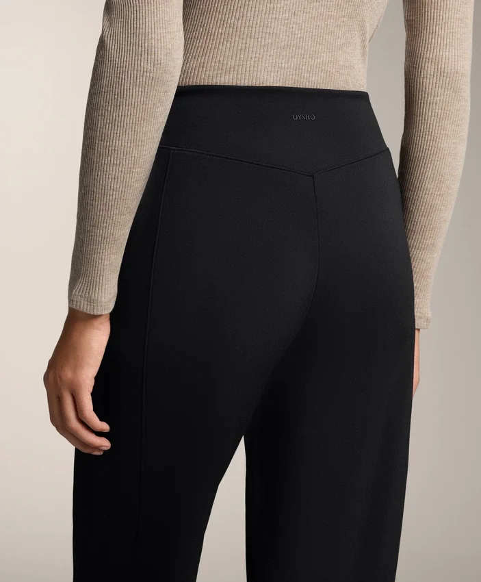 Warme Hose mit hoher Taille und geradem Bein Warme Hose mit hoher Taille und geradem Bein