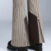 Wasserabweisende, bedruckte, hoch geschnittene Stretch-Skihose mit ausgestelltem Bein Wasserabweisende, bedruckte, hoch geschnittene Stretch-Skihose mit ausgestelltem Bein