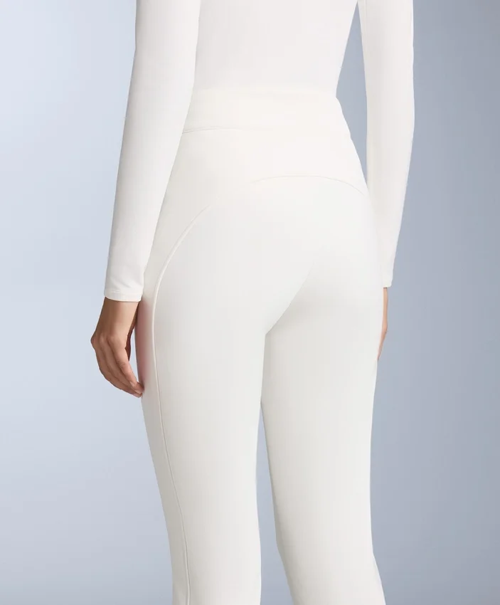 Wasserabweisende, durchgehende, ausgestellte Stretch-Skihose Wasserabweisende, durchgehende, ausgestellte Stretch-Skihose