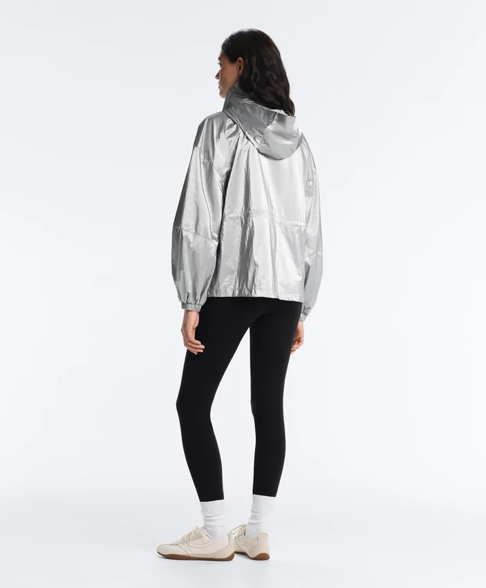 Wasserabweisende Jacke mit Metallic-Effekt Wasserabweisende Jacke mit Metallic-Effekt