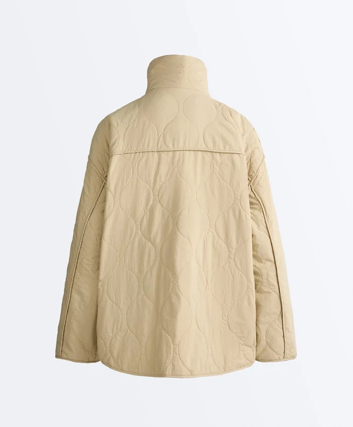 Wasserabweisende, mit Fellex® Aerogel gefütterte Jacke Wasserabweisende, mit Fellex® Aerogel gefütterte Jacke