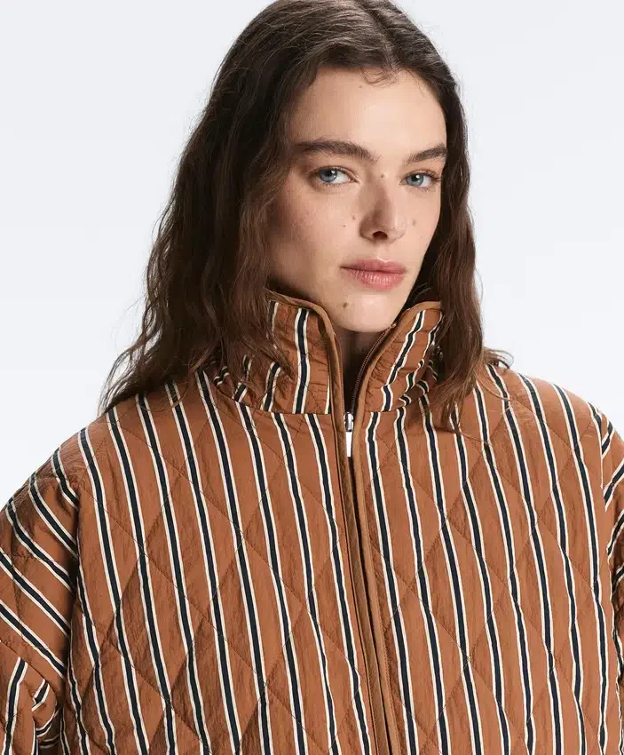 Wasserabweisende, mit Fellex® Aerogel gefütterte Jacke Wasserabweisende, mit Fellex® Aerogel gefütterte Jacke