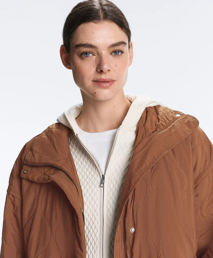 Wasserabweisende, mit Fellex® Aerogel gefütterte Jacke Wasserabweisende, mit Fellex® Aerogel gefütterte Jacke