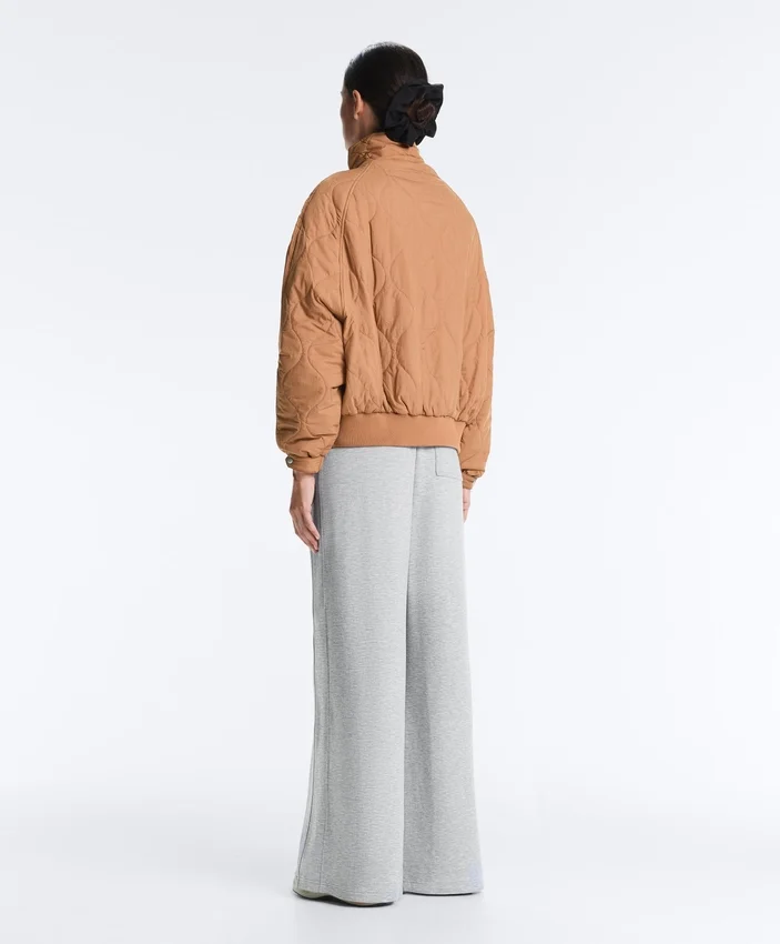 Wasserabweisende, mit Fellex® Aerogel gefütterte Jacke Wasserabweisende, mit Fellex® Aerogel gefütterte Jacke