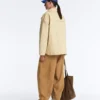 Wasserabweisende, mit Fellex® Aerogel gefütterte Jacke Wasserabweisende, mit Fellex® Aerogel gefütterte Jacke