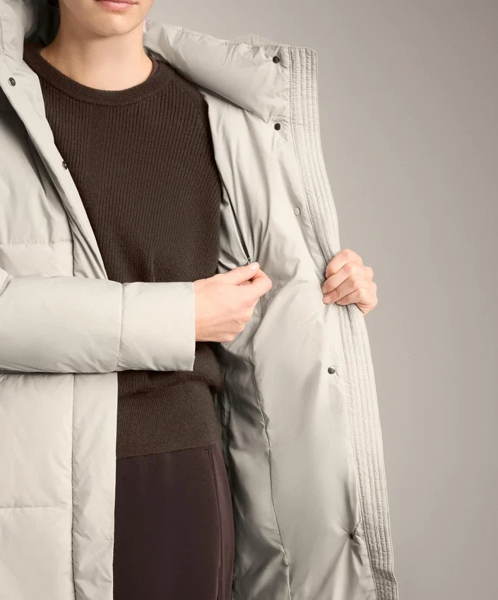 Wasserabweisende, mit Primaloft® gefütterte Midi-Jacke Wasserabweisende, mit Primaloft® gefütterte Midi-Jacke