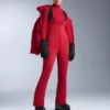 Wasserabweisende Ski-Latzhose mit ausgestelltem Bein Wasserabweisende Ski-Latzhose mit ausgestelltem Bein
