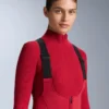 Wasserabweisende Ski-Latzhose mit ausgestelltem Bein Wasserabweisende Ski-Latzhose mit ausgestelltem Bein