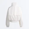 Wasserabweisende Trainingsjacke mit hohem Kragen