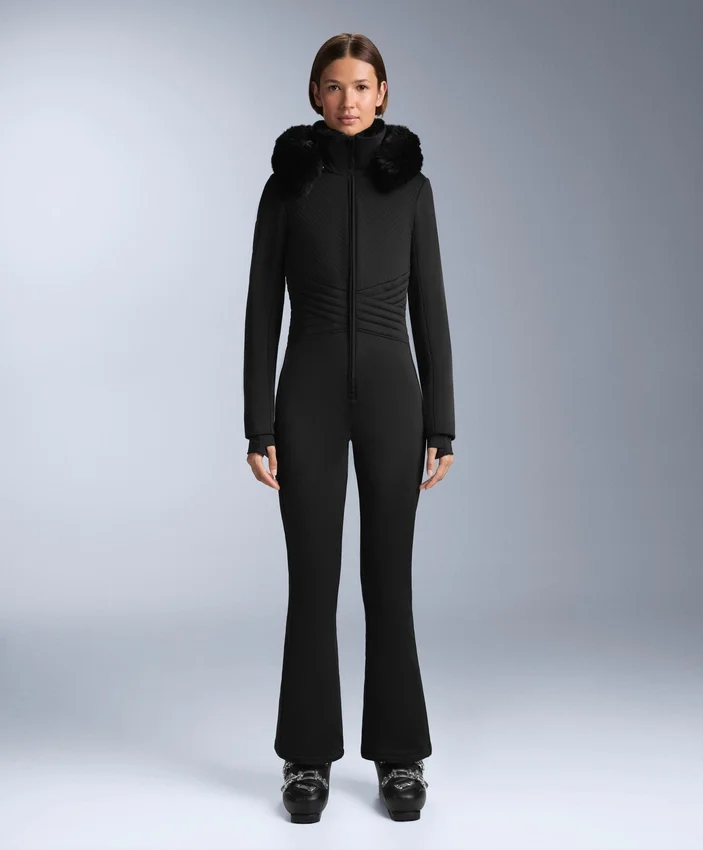 Wasserabweisender, figurbetonter Stretch-Jumpsuit für Skifahren Wasserabweisender, figurbetonter Stretch-Jumpsuit für Skifahren