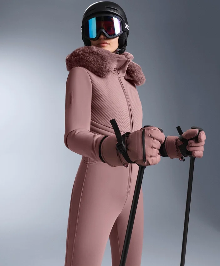 Wasserabweisender, figurbetonter Stretch-Jumpsuit für Skifahren Wasserabweisender, figurbetonter Stretch-Jumpsuit für Skifahren