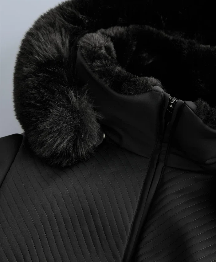 Wasserabweisender, figurbetonter Stretch-Jumpsuit für Skifahren Wasserabweisender, figurbetonter Stretch-Jumpsuit für Skifahren