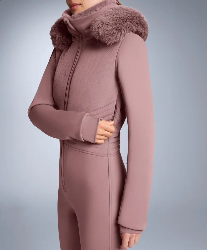 Wasserabweisender, figurbetonter Stretch-Jumpsuit für Skifahren Wasserabweisender, figurbetonter Stretch-Jumpsuit für Skifahren