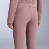 Wasserabweisender, figurbetonter Stretch-Jumpsuit für Skifahren Wasserabweisender, figurbetonter Stretch-Jumpsuit für Skifahren