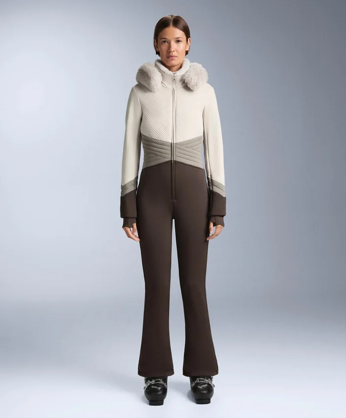 Wasserabweisender, figurbetonter Stretch-Ski-Jumpsuit im Colour-Block-Design Wasserabweisender, figurbetonter Stretch-Ski-Jumpsuit im Colour-Block-Design