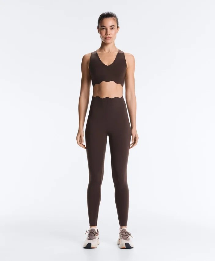 Wavy Sport-BH mit mittlerem Halt und Compressive-Wirkung Wavy Sport-BH mit mittlerem Halt und Compressive-Wirkung