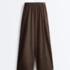 Weit geschnittene Hose aus 100 % Baumwollpopeline