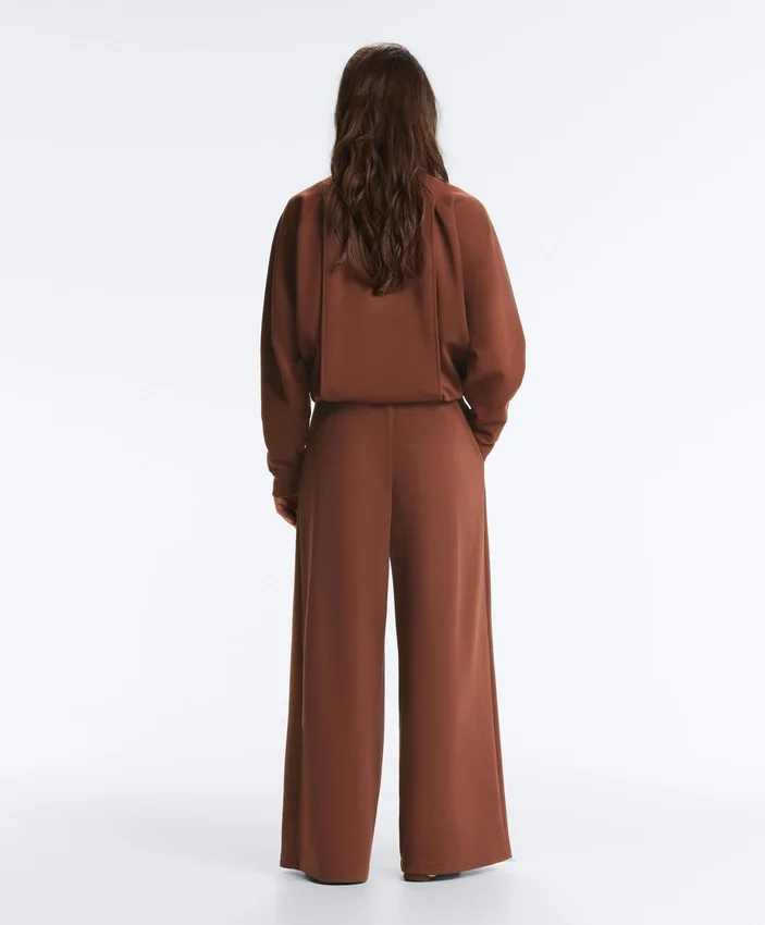 Weit geschnittene Hose mit hoher Leibhöhe aus Baumwollpiqué Weit geschnittene Hose mit hoher Leibhöhe aus Baumwollpiqué