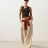 Weite, gestreifte Hose aus 100 % Leinen Weite, gestreifte Hose aus 100 % Leinen