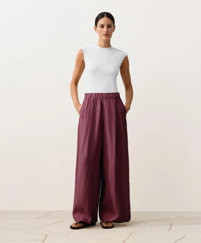 Weite Hose aus 100 % Leinen Weite Hose aus 100 % Leinen