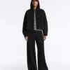 Weite Hose mit hoher Taille im Neopren-Look Weite Hose mit hoher Taille im Neopren-Look