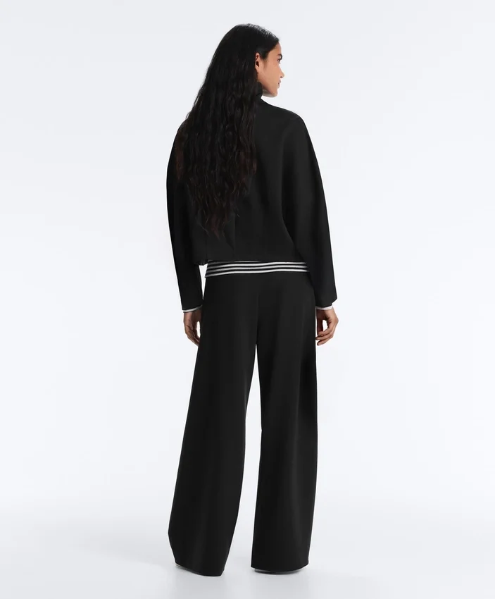 Weite Hose mit hoher Taille im Neopren-Look Weite Hose mit hoher Taille im Neopren-Look