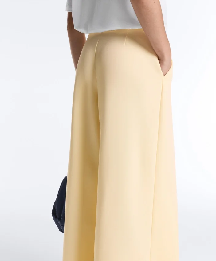 Weite Piqué-Hose aus Baumwolle Weite Piqué-Hose aus Baumwolle
