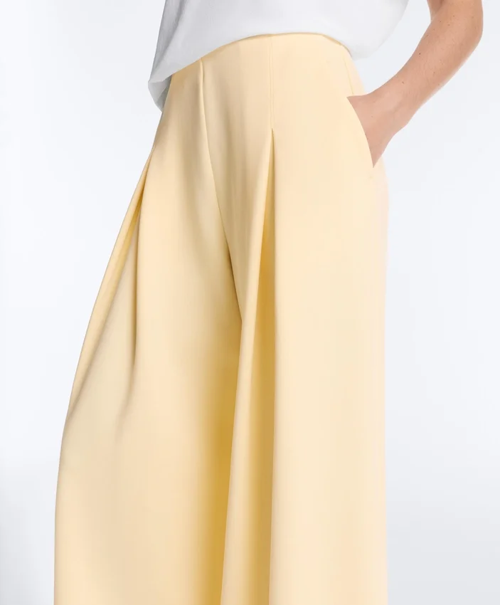 Weite Piqué-Hose aus Baumwolle Weite Piqué-Hose aus Baumwolle