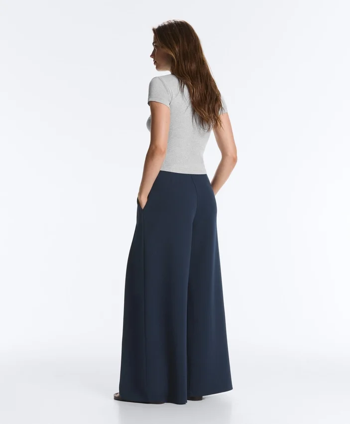 Weite Piqué-Hose aus Baumwolle Weite Piqué-Hose aus Baumwolle