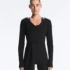 Wickel-T-Shirt aus Baumwollmischgewebe mit Rippstrick Wickel-T-Shirt aus Baumwollmischgewebe mit Rippstrick